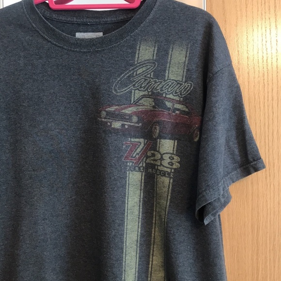Camaro Z28 short sleeve XL tee shirt. Grey with yellow stripe and red - Picture 2 of 7